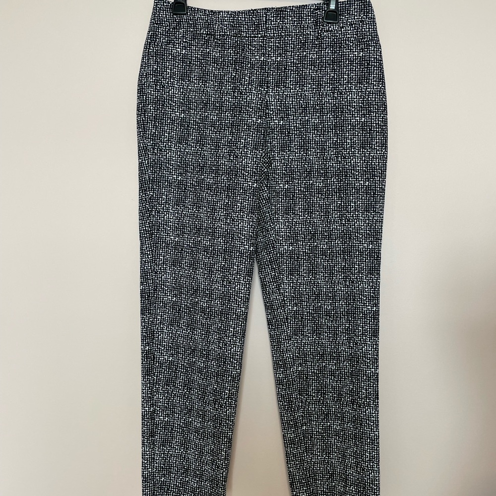 NWT White House Black Market black and white ankle pants size 4 R